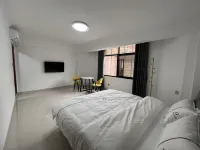 Qingfeng Xiaozhu Homestay