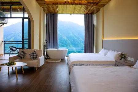 Longsheng Xilu Homestay (Longji Titian Guanjing Qu) Отели рядом с достопримечательностью «Longji Ancient Zhuang Village»