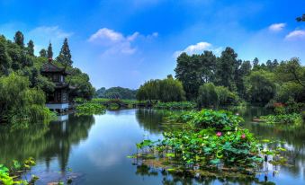 Nanfeng Residential Accommodation (Baoshi Mountain Branch in West Lake Scenic Area)