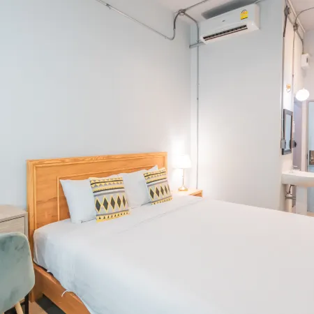 Latima Boutique Hostel Отели рядом с достопримечательностью «Военный музей JEATH»
