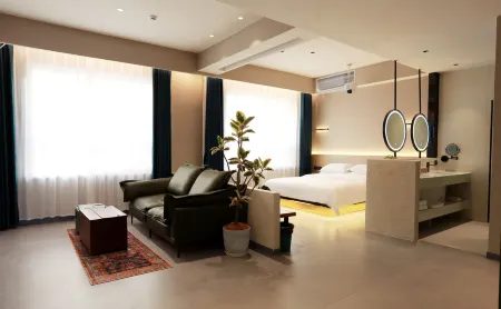 Aduqin Nomad Culture Hotel