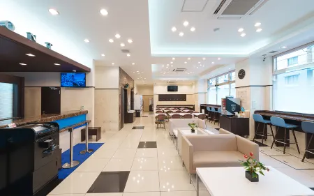 Toyoko Inn Osaka Hankyu Juso-Eki Nishi-Guchi No.2 Отели рядом со станцией Shimo-Shinjo Railway Station