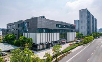 Atour Hotel Yangzhou East High Speed Railway Station