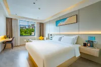 Zigui Park Hyatt Light Luxury Hotel Hotels near Jindian Commission Shop (Chen'an Apartment West)