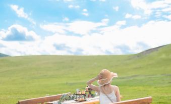 Sunset Mountain Reflects Snow · Private Hot Spring Villa (Ruoergai Western Ranch Store)