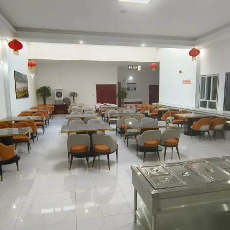 Yunjingwan Hotel (Beitun Bus Station)