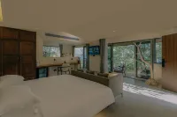 MOUNTAIN VILLA IN CLOUD