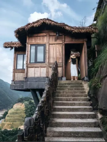 Jiangnan Xiaozhu Ererjiang Xunwu Yashe Hotels near Jiangxi Lingshan