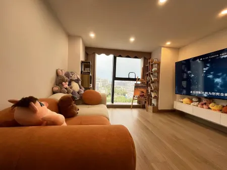 Jincheng Luxury Loft Hotel Apartment Отели рядом с достопримечательностью «Jiangxi University of Science and Technology (Wuhu Campus)»