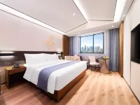 Songchao Bianjing Hotel (Kaifeng Drum Tower Square)