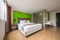 City Wanyi Hotel (Shenzhen East Railway Station Buji Shop) Hotel in zona Yuanping Aixin Gymnasium