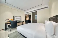 Kelly · N&M Hotel (Guilin North High-speed Railway Station)