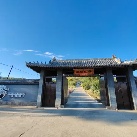 Weng Niute Banner Wudan Town Ao Bao Mountain B&B