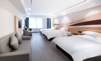 Romantic Manwu Hotel (Hengyang High-speed Railway Station Wuhu Wanda Shop)