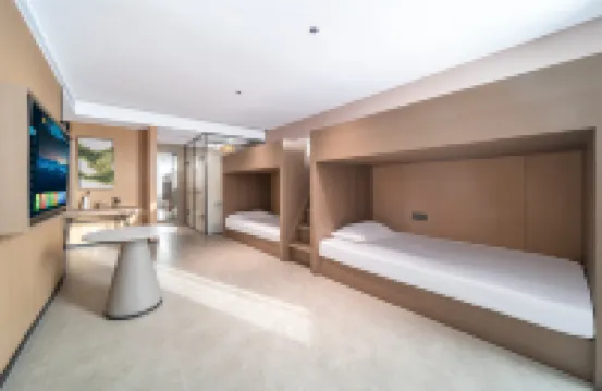 MEHOOD EZZI Hotel (Xinxiang Huixian)