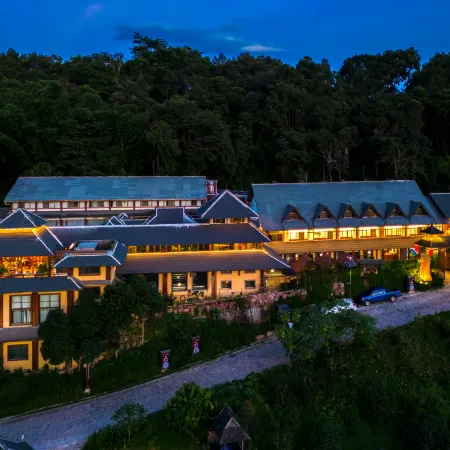 Gurong Chinese Inn (Jingmaishan)