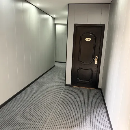 Neihuangzaoxiang Business Hotel