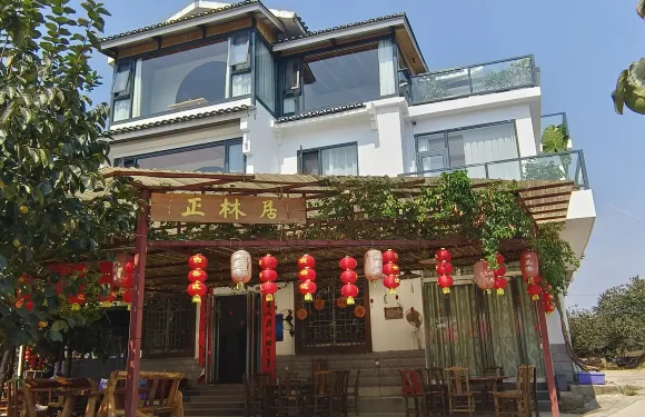 恭城紅巖村正林居客棧