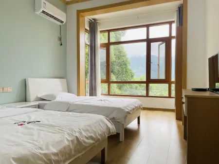 Yunman Shiguang Chinese Inn