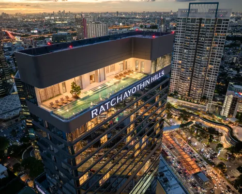 The Quarter Ratchayothin by UHG Hoteles cerca de Escuela Horwang