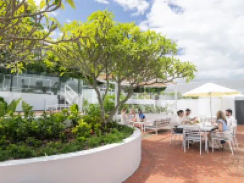 アリビオ ホテル ケアンズ ケアンズ周辺のホテル