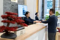 ZHONGZHOU INTERNATIONAL HOTEL Hotel a Gongyi