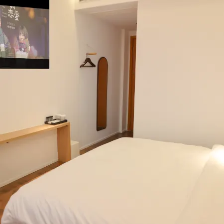 Lihua Hotel (Changxing South Station)