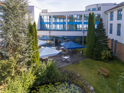 威斯馬花園溫德姆飯店 Heiligen-Geist-Kirche Wismar附近的飯店