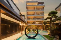 Riverside Paradise Hotel (Lijiang River Branch) Hotels in Welfare Ancient Town Scenic Spot