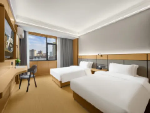 Lilong Hotel (Iduya International Plaza ) Hotels in Yidu