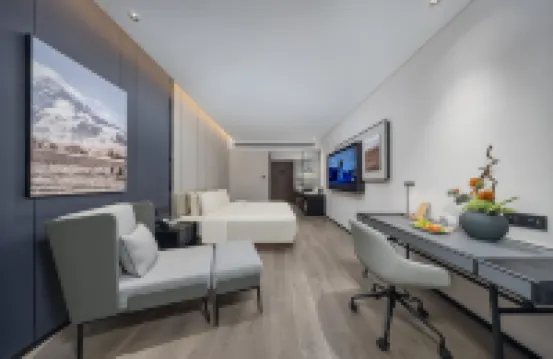 Chengdu Jinniu Wanda North Railway Station Atour Hotel Hotel berhampiran Sport Center， Chengdu Railway Bureau (North to No.5 Courtyard West Alley， Zhanxiqiao)