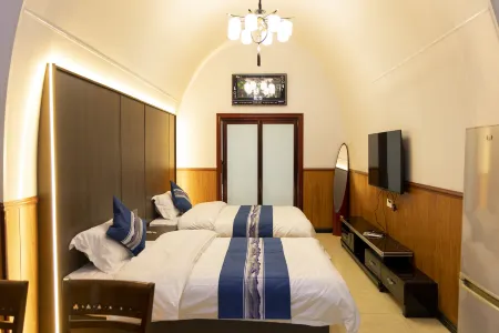 Lingshi Time Cave Homestay