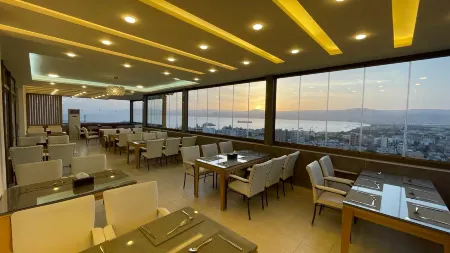 Jordan Seasons Hotel Отели в г. Акаба