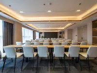 Lavande Hotel (Gucheng North Station Beichen Avenue) Hotels in Gucheng