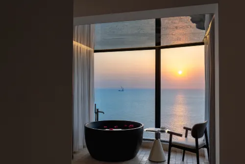 Yirushe · Seaview Luxury Vacation Apartment (Nan'ao Houzhai)