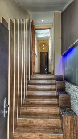 Apple Hotel Отели рядом с достопримечательностью «Каскад»