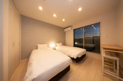 Crystalcourt Shirahama Hotels near JR Tsubaki Station