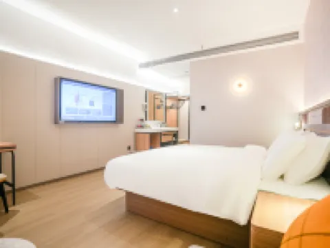 Homeinn Plus (Huantai Central Avenue County Government Branch) Hotel di Huantai