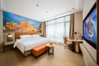 Vienna Hotel (Zhanjiang Donghai Island Branch) Hotel dekat Donghaidao Passenger Transport Terminal