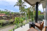 Jungle Vista Boutique Suites Ubud Hotels near Kedewatan