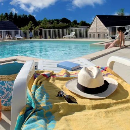 Vacancéole - Residence le Domaine du Bosquet Отели в г. Эглетон