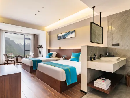 Enjoy nature homestay Отели рядом с достопримечательностью «Baizhang Gorge»