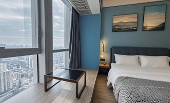 Xingyi International Apartment (Guangzhou Changgang Metro Station)