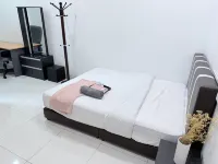 Ipoh Beringin Bliss Double-Storey Villa Hotels near Heng Siew Trading
