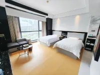 โรงแรมเมลโลว์ คริสตัล โรงแรมใกล้ลานเก่าของตุเจีย