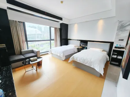 Mellow Crystal Hotel