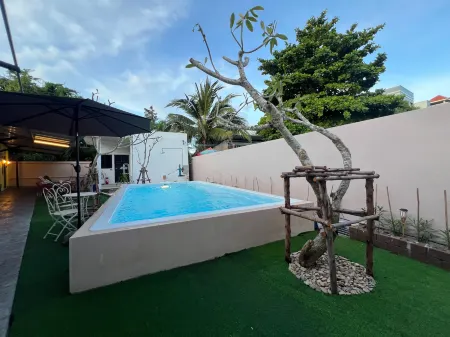 The Sierra Airportel - hostel Phuket Airport