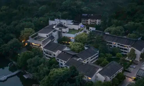 Hangzhou West Lake VISHWA Jade Emperor Mountain Manor
