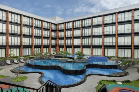 Hotel Santika Premiere Linggarjati - Kuningan Отели в г. Kuningan