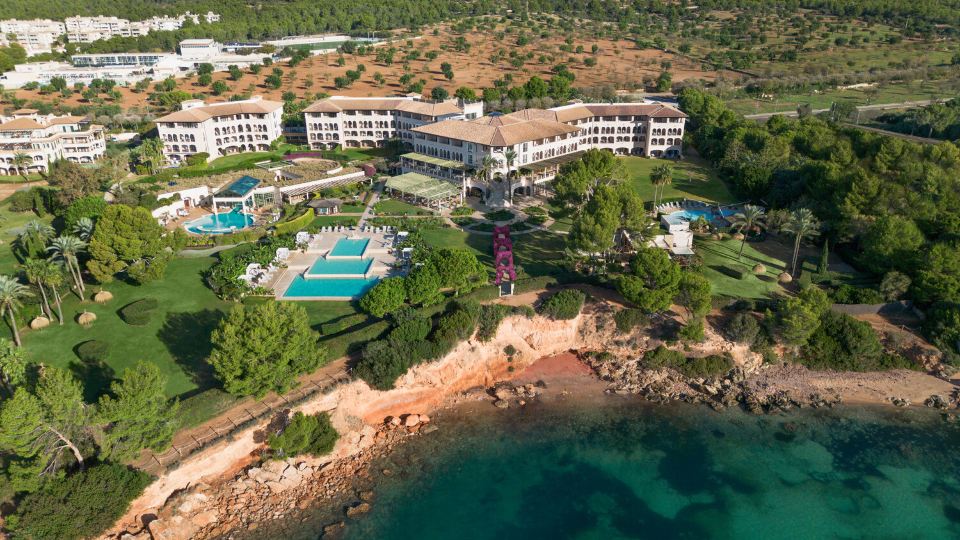 The St. Regis Mardavall Mallorca Resort